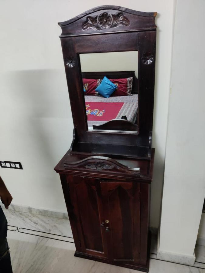 Whereabout Hostel Udaipur Luaran gambar
