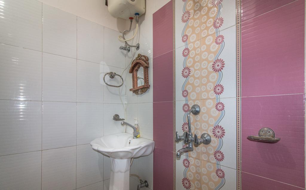Whereabout Hostel Udaipur Luaran gambar
