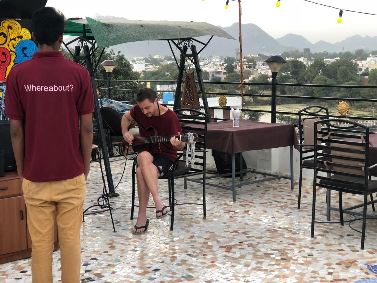 Whereabout Hostel Udaipur Luaran gambar